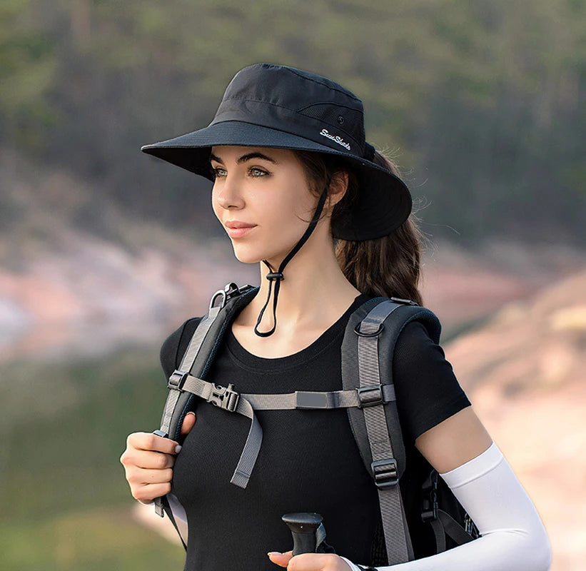 Breathable Summer Sun Hat with Ponytail Hole – Foldable Outdoor UV Protection Polyester Fisherman Hat (Unisex)