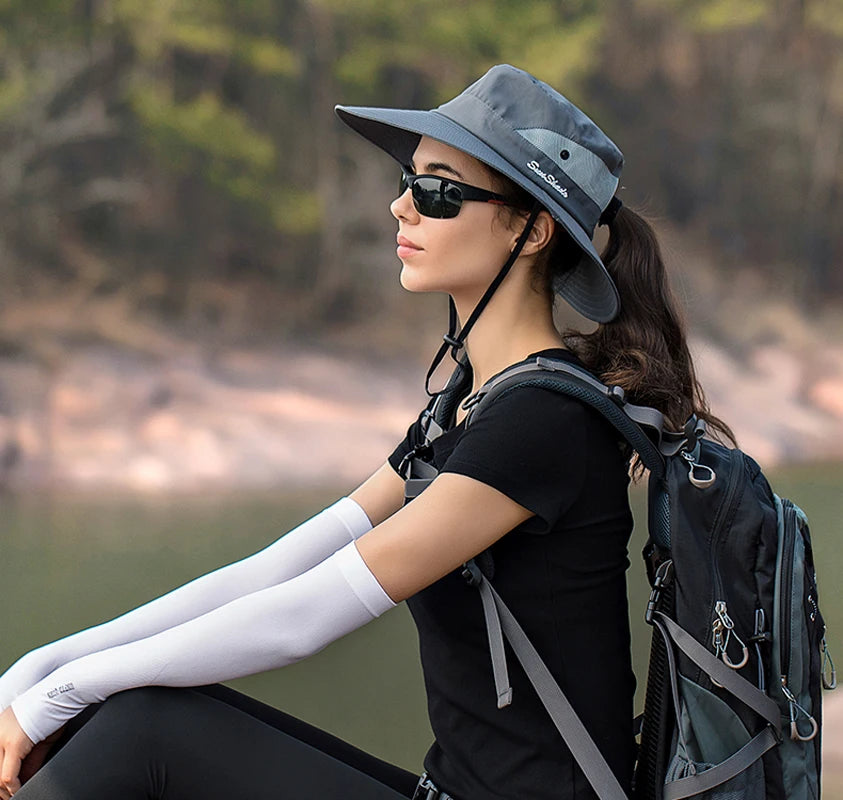 Breathable Summer Sun Hat with Ponytail Hole – Foldable Outdoor UV Protection Polyester Fisherman Hat (Unisex)