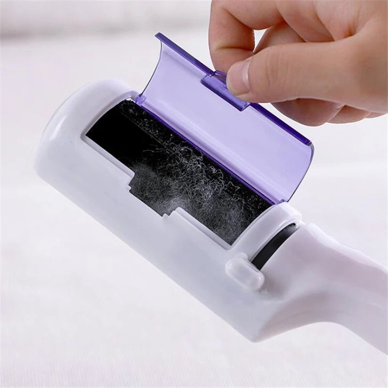 Electrostatic Pet Hair & Lint Remover Brush – Reusable Static Clothing Cleaner for Home, Office & Travel