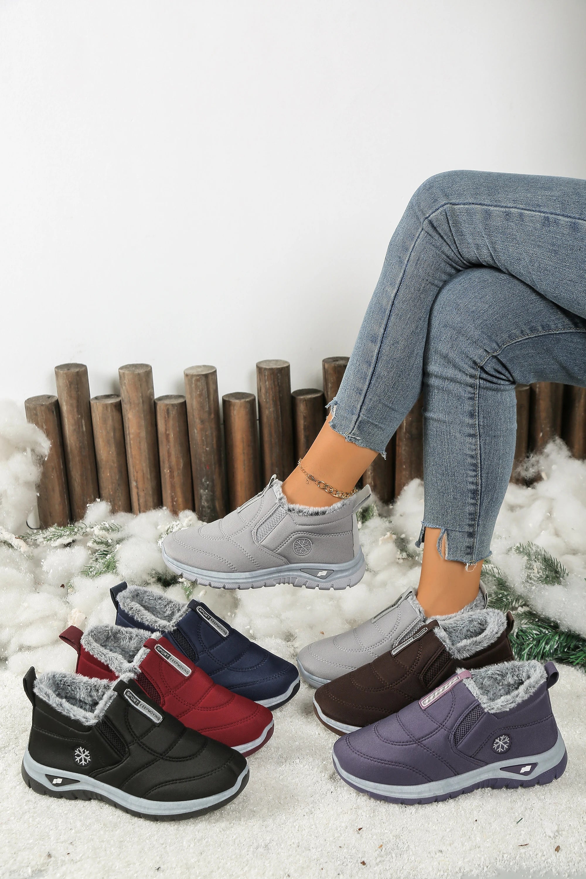 Women’s Lightweight Fleece-Lined Ankle Snow Boots – Soft Sole Slip-On Winter Casual Boots