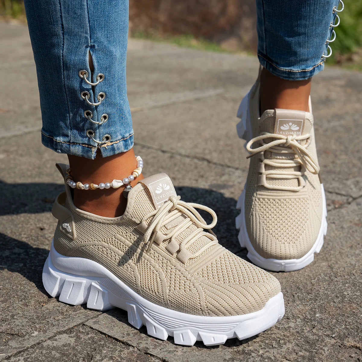 Women’s Lightweight Breathable Mesh Slip-On Walking Shoes – Plus Size Comfort Non-Slip Flat Sole Casual Spring Sneakers