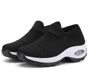 Women’s Breathable Mesh Slip-On Sneakers – Lightweight Casual Running Shoes with Cushioned Rubber Sole (Spring/Autumn)