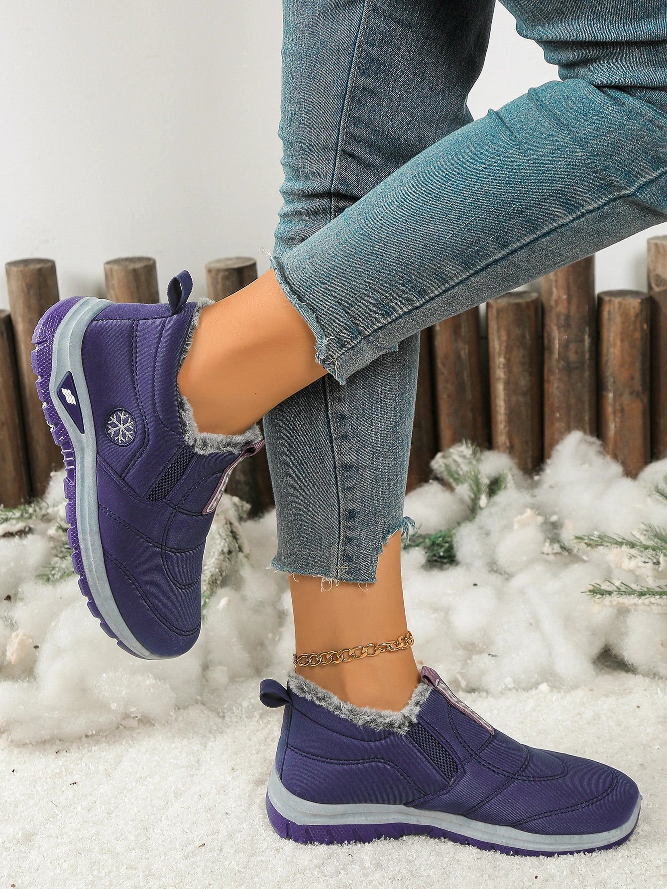 Women’s Lightweight Fleece-Lined Ankle Snow Boots – Soft Sole Slip-On Winter Casual Boots
