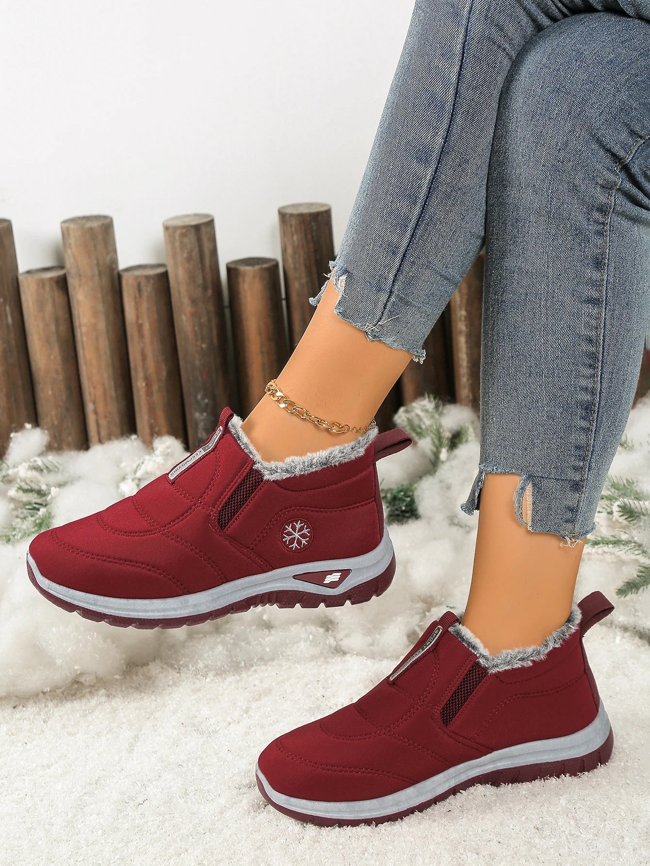 Women’s Lightweight Fleece-Lined Ankle Snow Boots – Soft Sole Slip-On Winter Casual Boots