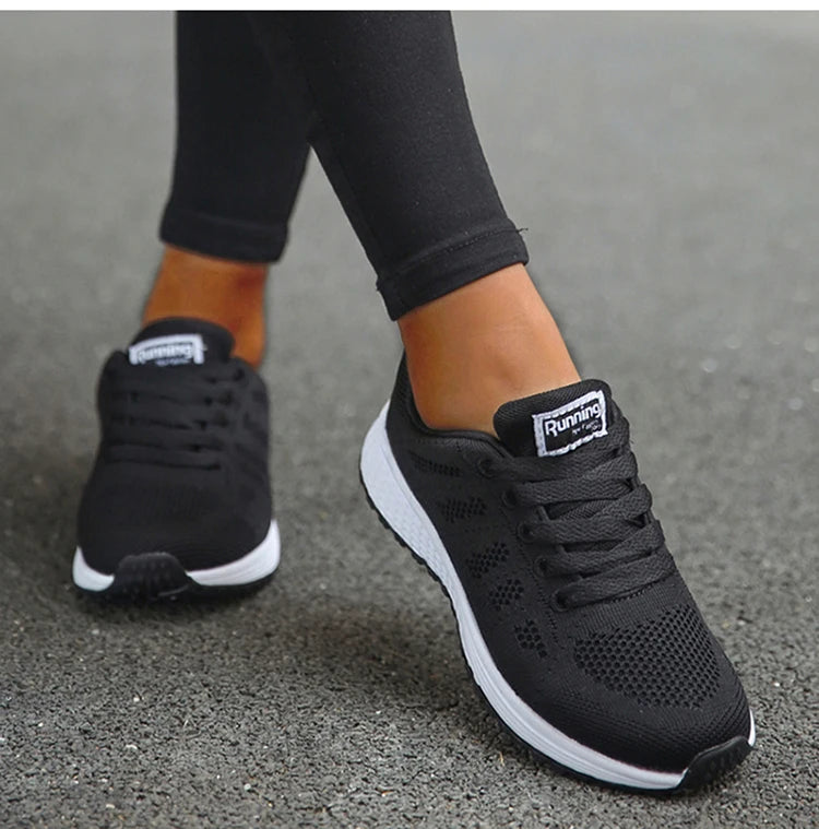Women’s Breathable Mesh Running Sneakers – Lightweight Lace-Up Vulcanized Outdoor Walking Shoes for Women