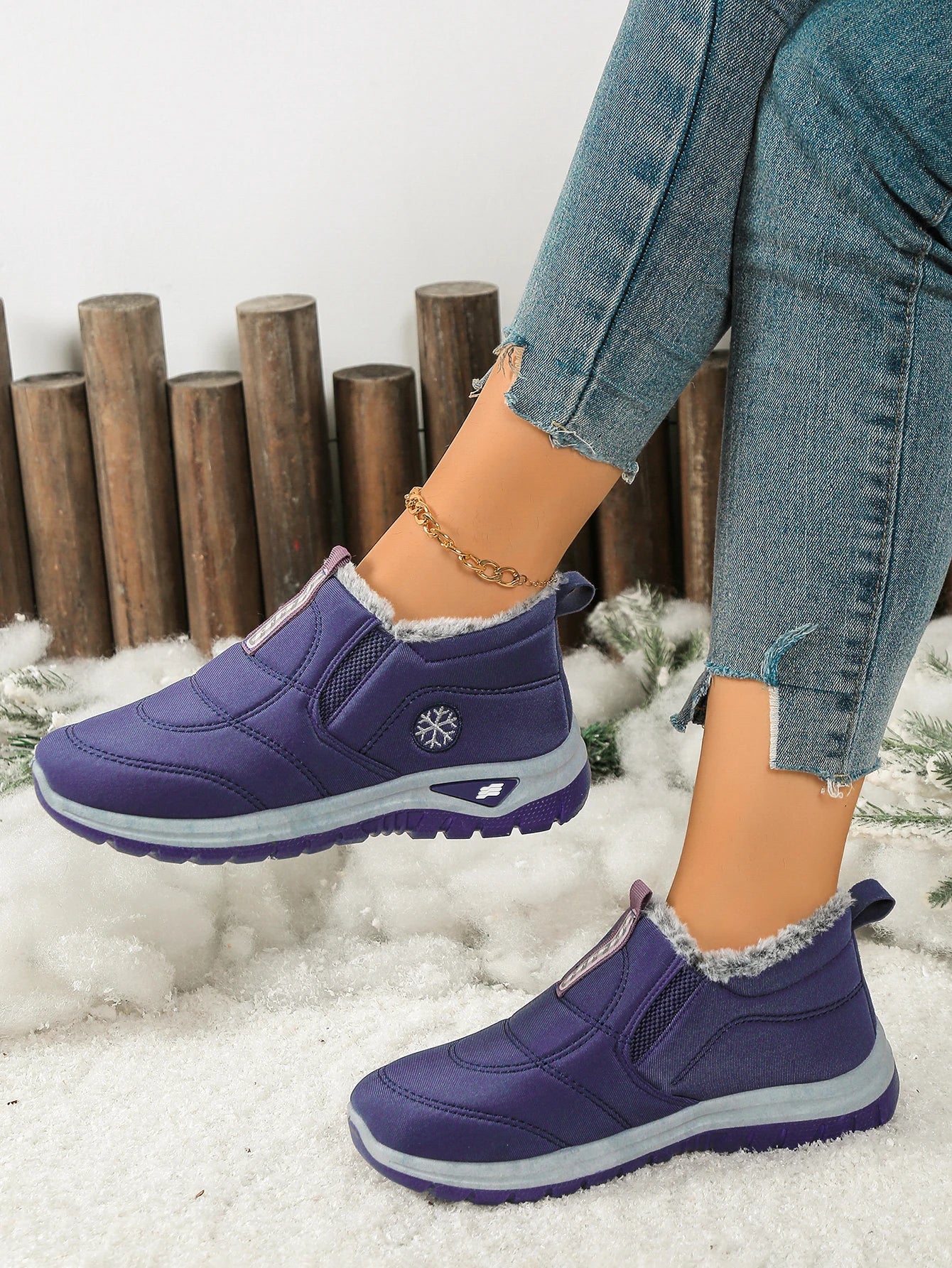 Women’s Lightweight Fleece-Lined Ankle Snow Boots – Soft Sole Slip-On Winter Casual Boots