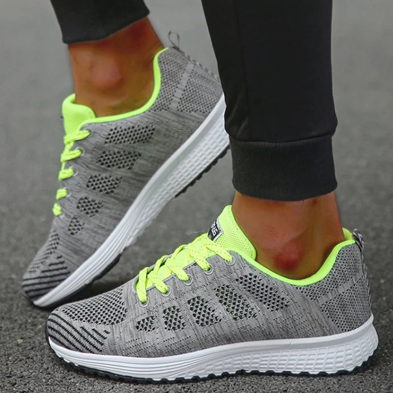 Women’s Breathable Mesh Running Sneakers – Lightweight Lace-Up Vulcanized Outdoor Walking Shoes for Women