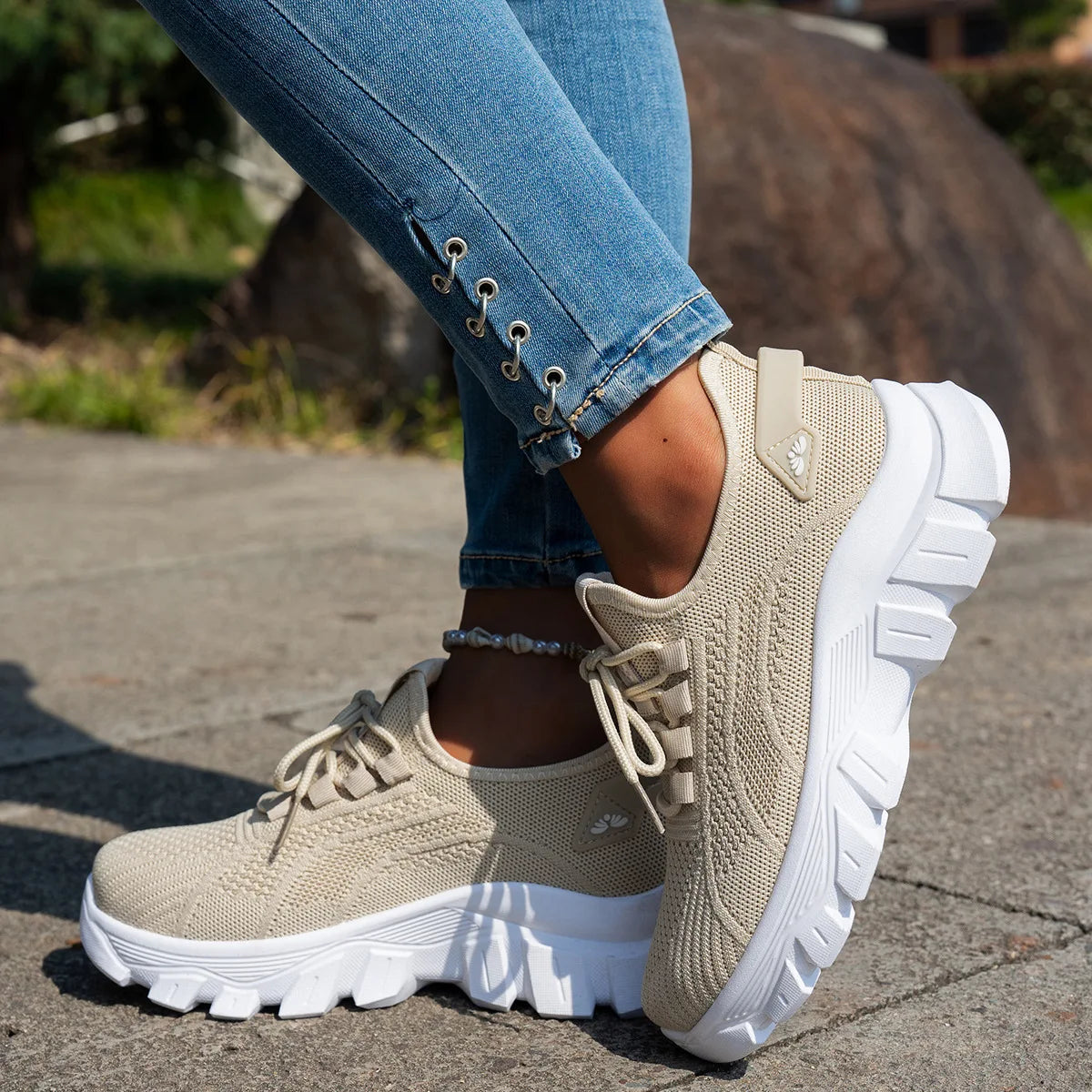 Women’s Lightweight Breathable Mesh Slip-On Walking Shoes – Plus Size Comfort Non-Slip Flat Sole Casual Spring Sneakers