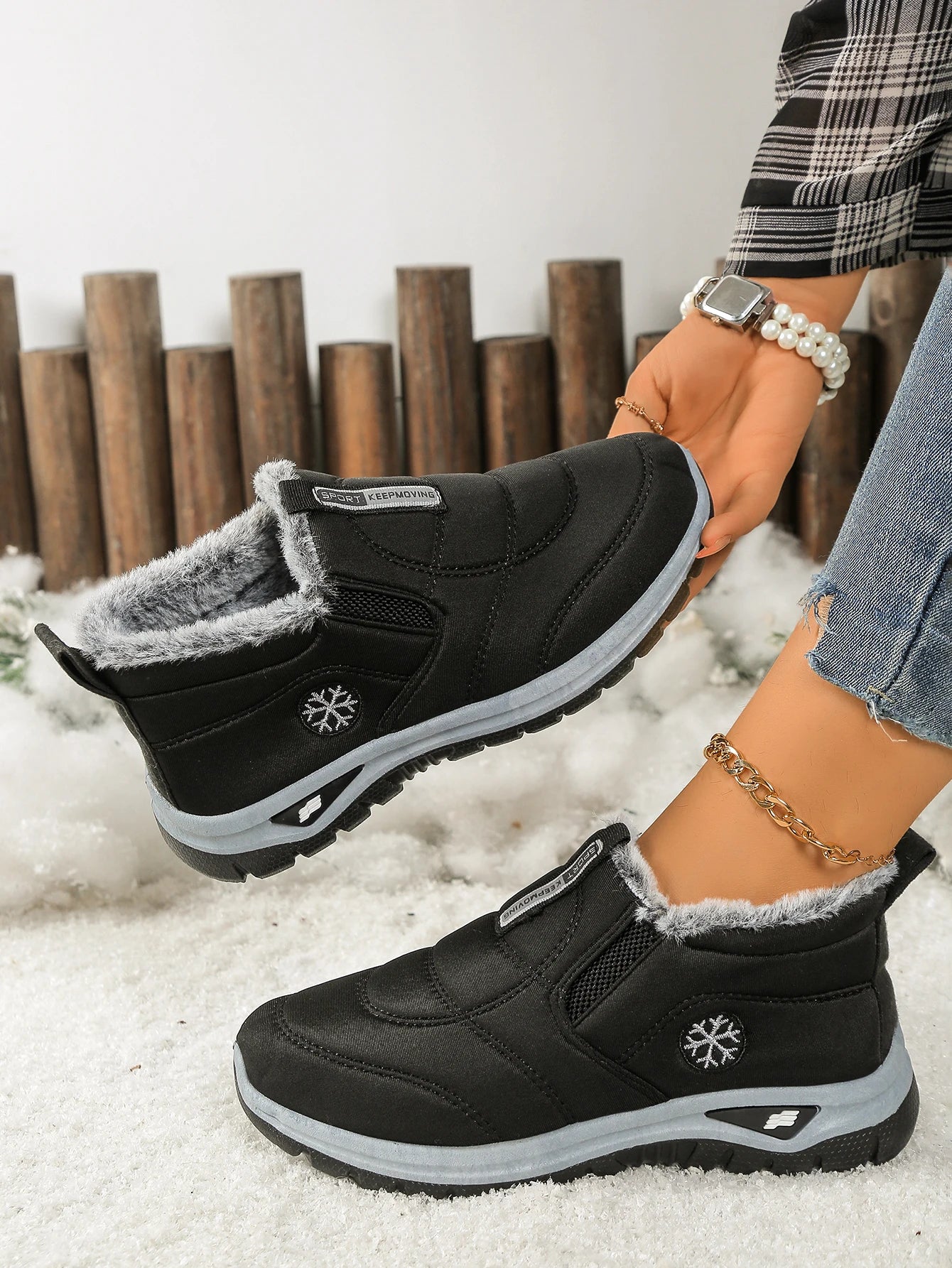 Women’s Lightweight Fleece-Lined Ankle Snow Boots – Soft Sole Slip-On Winter Casual Boots