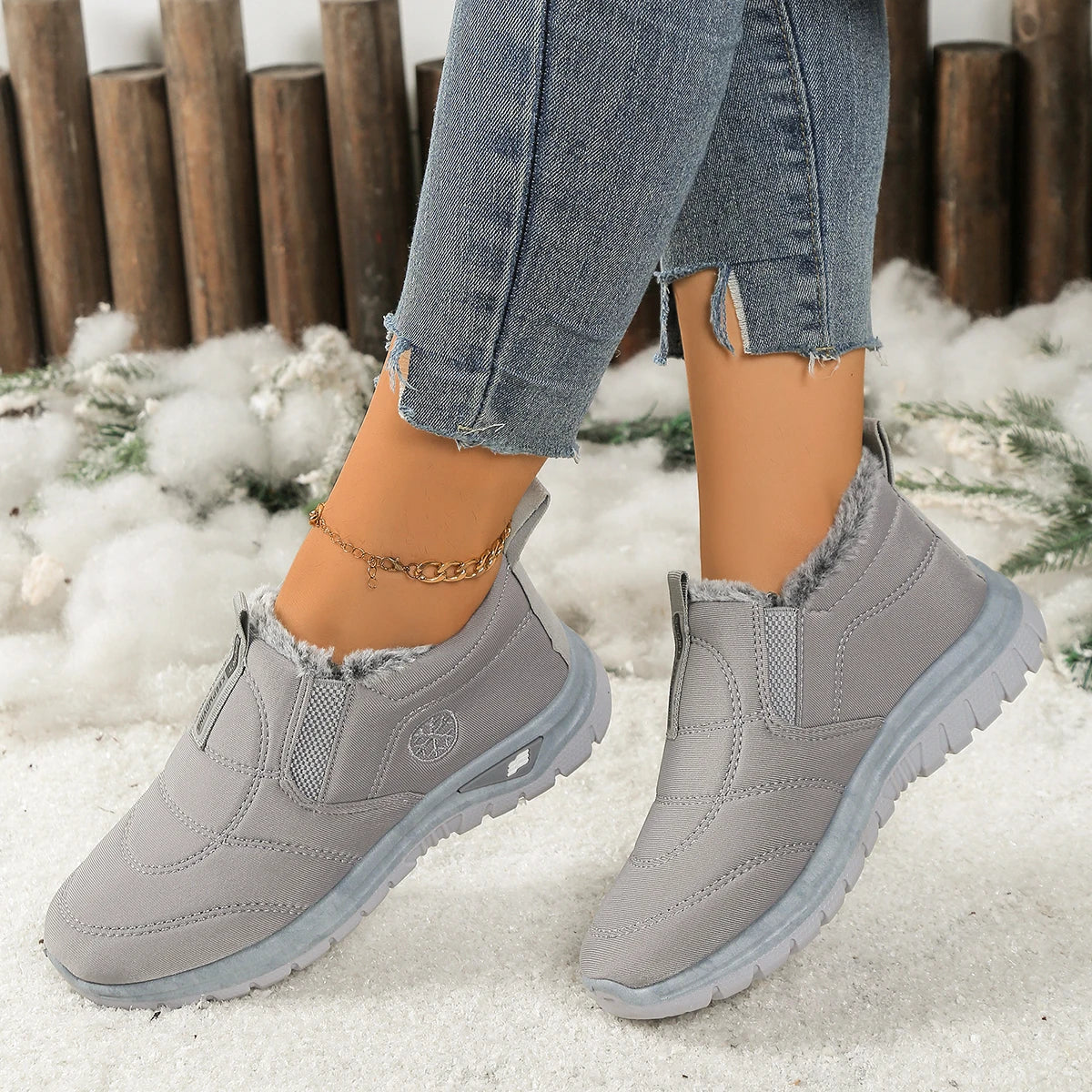 Women’s Lightweight Fleece-Lined Ankle Snow Boots – Soft Sole Slip-On Winter Casual Boots